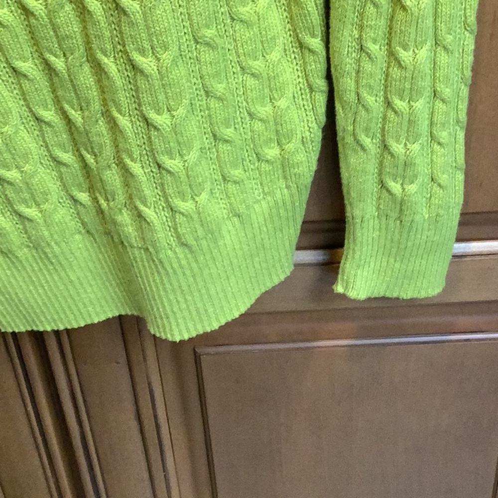 NWT LIME V NECK SWEATER - Picture 6 of 6